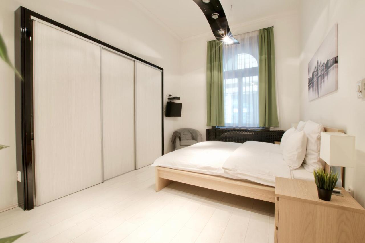 St. King 1 By Hi5 Apartments 부다페스트 외부 사진