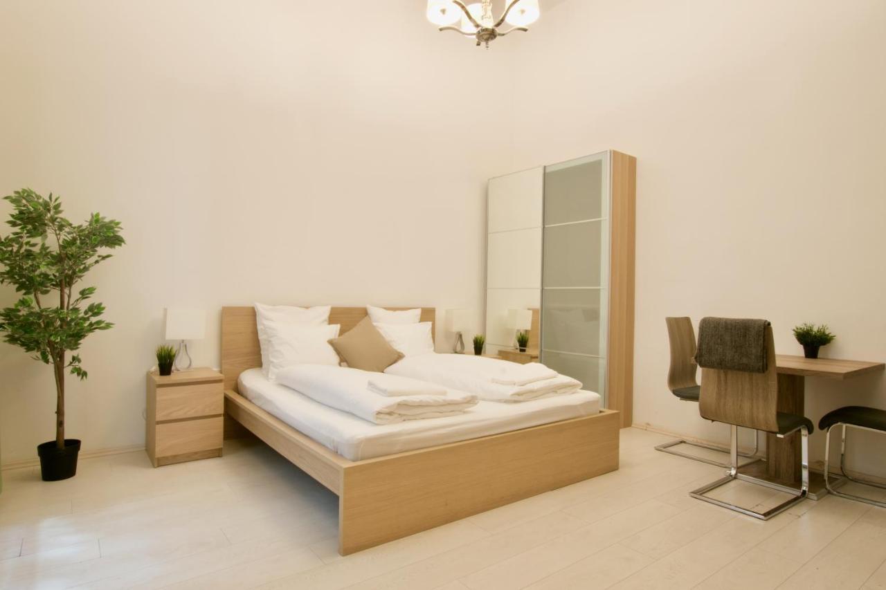 St. King 1 By Hi5 Apartments 부다페스트 외부 사진